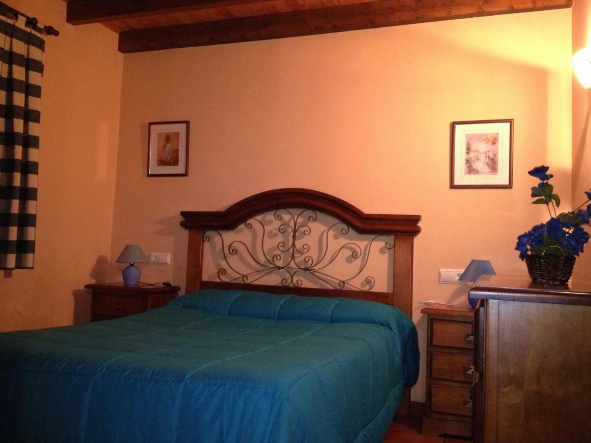Alojamientos Rurales El Fontano Galende Bagian luar foto